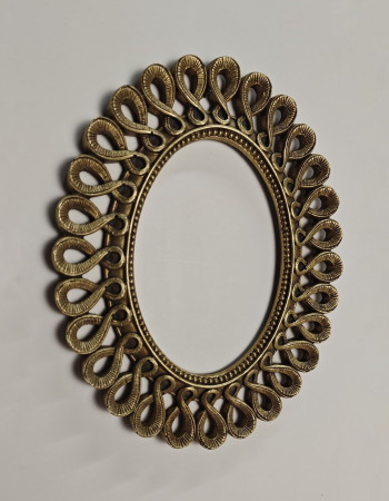 Special Design Polyester Cast Mirror Frame - Gold Antique Special Design Polyester Cast Mirror Frame - Gold Antique