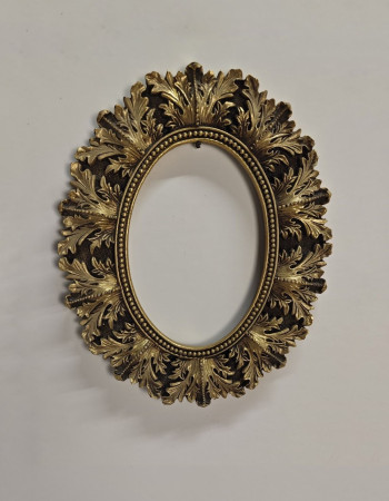 Special Design Polyester Casted Mirrored Frame - Gold Antique Special Design Polyester Casted Mirrored Frame - Gold Antique
