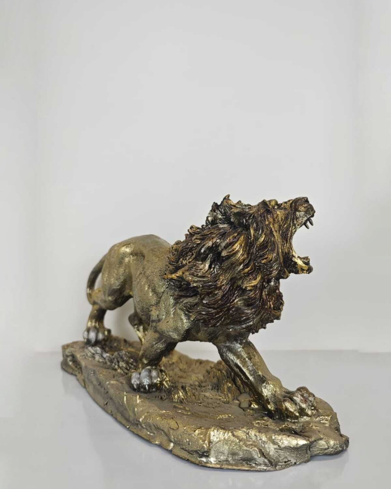 Roaring Lion Large Decorative Statue Figurine - Special Design Roaring Lion Large Decorative Statue Figurine - Special Design