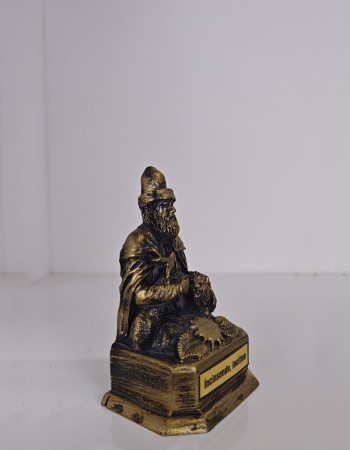 Hacı Bektaş Figurine - Polyester Casting Hacı Bektaş Figurine - Polyester Casting