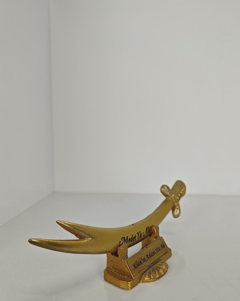 Özel Tasarım Zülfikar Masaüstü Kılıç - Gold ve Gümüş Seçenekleriyle Özel Tasarım Zülfikar Masaüstü Kılıç - Gold ve Gümüş Seçenekleriyle