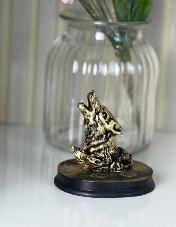 Howling Wolf Head with Cubs, Gold Antique Grey Wolf Figurine Sculpture Howling Wolf Head with Cubs, Gold Antique Grey Wolf Figurine Sculpture