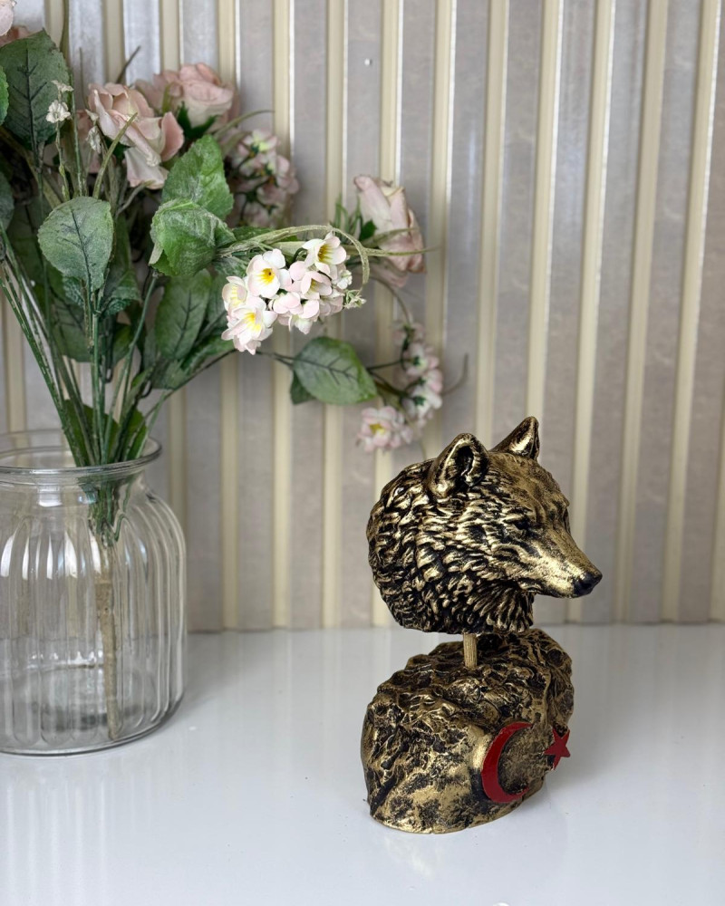 Wolf Head Grey Wolf Gold Antique Figurine Sculpture Special Design Wolf Head Grey Wolf Gold Antique Figurine Sculpture Special Design