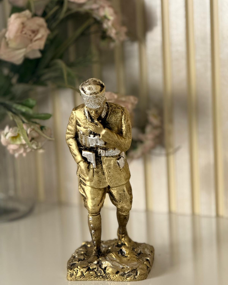 Atatürk Dekoratif Biblo Ayakta Düşünen - Gold Eskitme - Masaüstü Atatürk Dekoratif Biblo Ayakta Düşünen - Gold Eskitme - Masaüstü