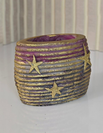 Special Design Gold Antique Detailed Star Crest Vase