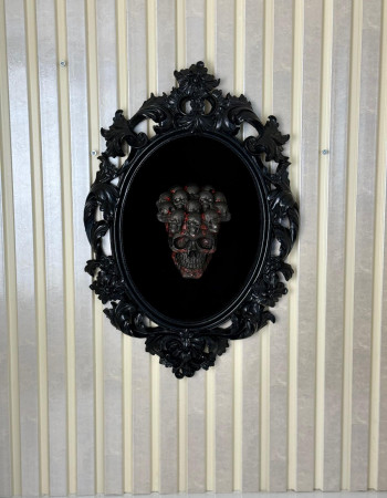 Özel Tasarım Çerçeveli Siyah Dekorlu Kuru Kafa Tablo Özel Tasarım Çerçeveli Siyah Dekorlu Kuru Kafa Tablo