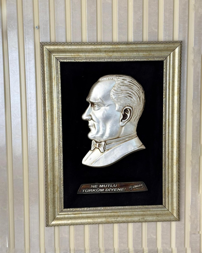 Specially Designed Framed Atatürk Bust Painting with Black Background Specially Designed Framed Atatürk Bust Painting with Black Background