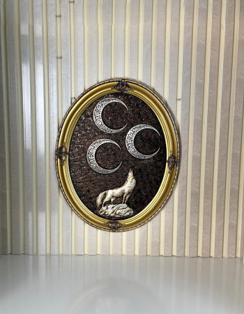 Howling Grey Wolf Moon Logo Flag Patterned Circle Painting