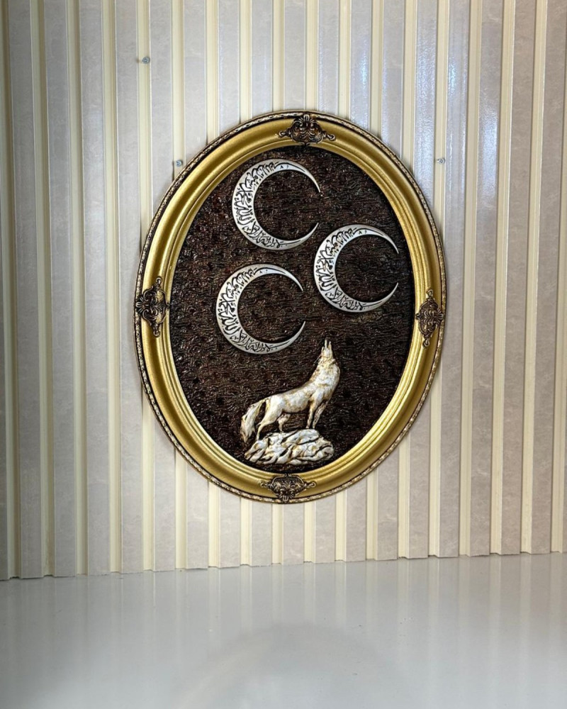 Uluyan Bozkurt Ay Logolu Bayrak Desenli Daire Tablo Uluyan Bozkurt Ay Logolu Bayrak Desenli Daire Tablo