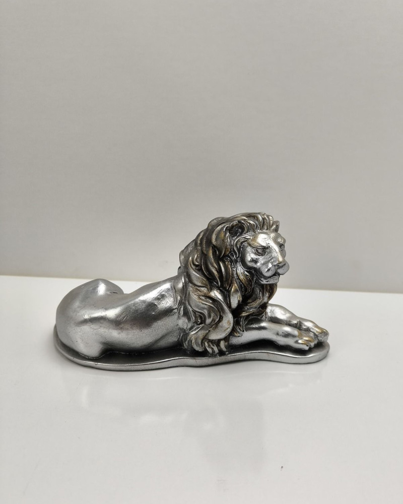Special Design Lion Decorative Statue Figurine - Gold & Silver Antique Special Design Lion Decorative Statue Figurine - Gold & Silver Antique